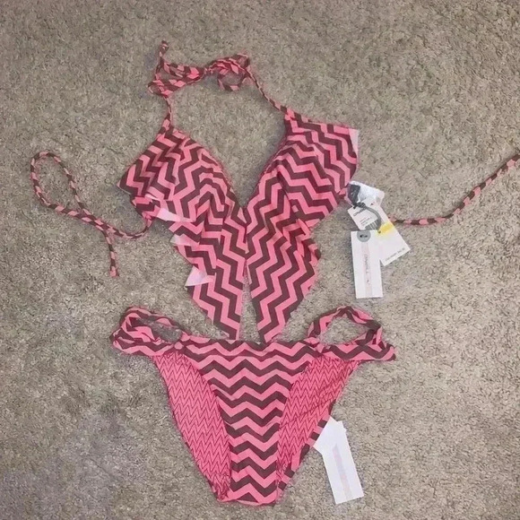 O’Neil bikini NWT small bottoms medium top NWT - Picture 1 of 4
